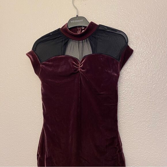 WEISSMAN Dance costume burgundy velvet mesh Unsteady
12512 unitard LC child - Picture 3 of 12